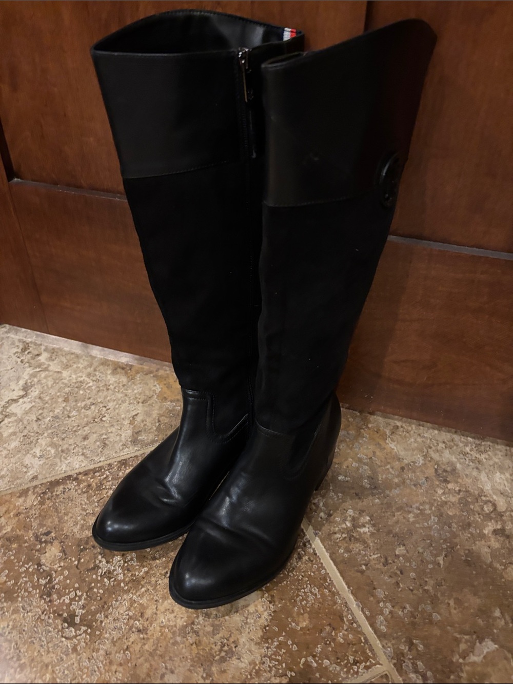 Black Knee-High Womens Boots - Classic Leather & Suede
